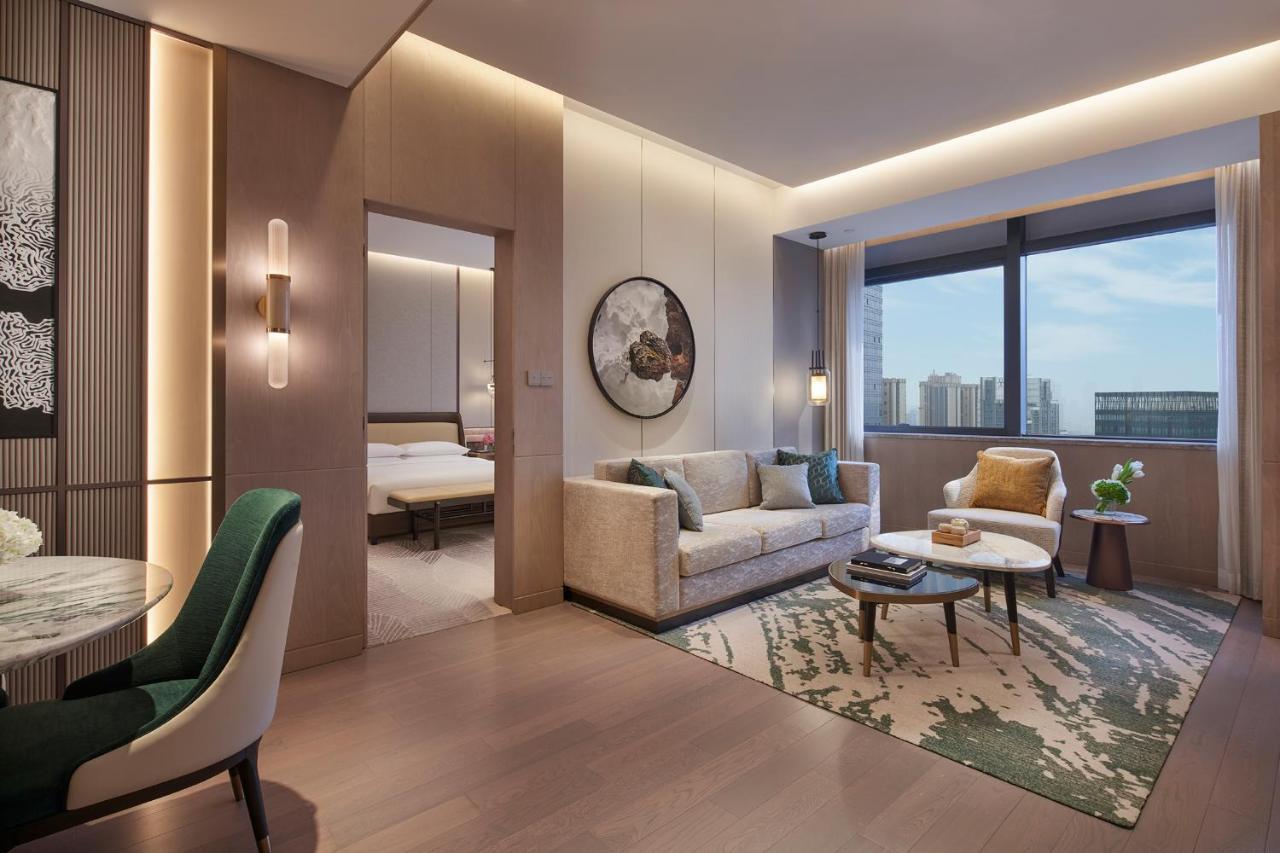 Hyatt Regency Metropolitan Chongqing Hotel Eksteriør billede