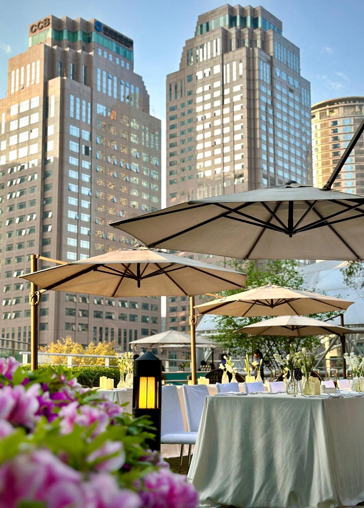 Hyatt Regency Metropolitan Chongqing Hotel Eksteriør billede